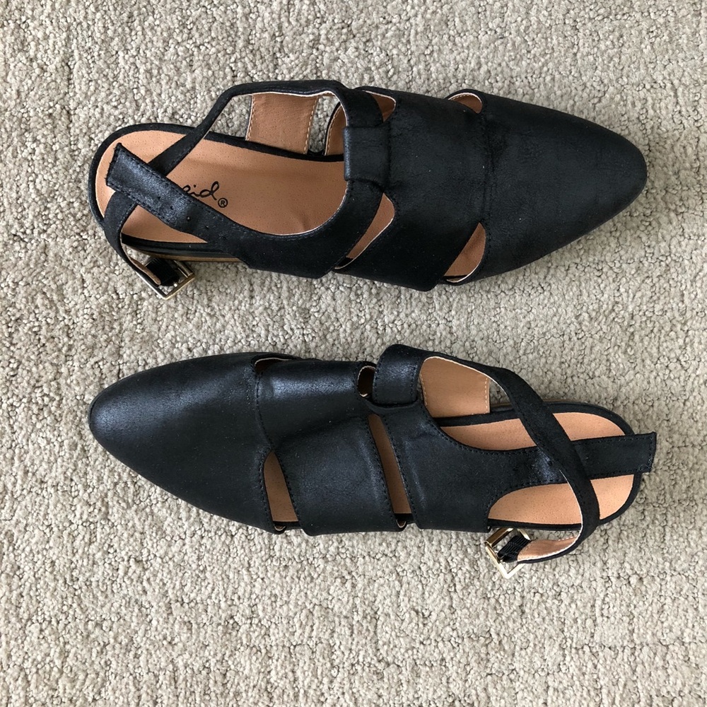 Open back flat sandal